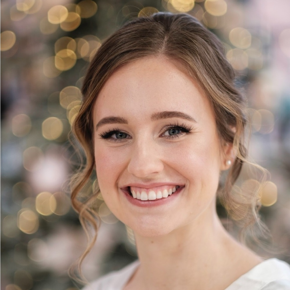 Meet your Posher, Christine